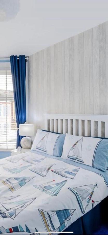 By The Seaside Bed and Breakfast Μπλάκπουλ Εξωτερικό φωτογραφία